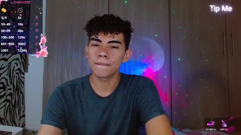 Snapshot of jaedasky_ chatting on 12.11.24 javi15 online show from 12.11.24