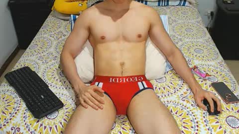 Snapshot of jahshot4 chatting on 10.13.25 jahshot4 online show from 10.13.25