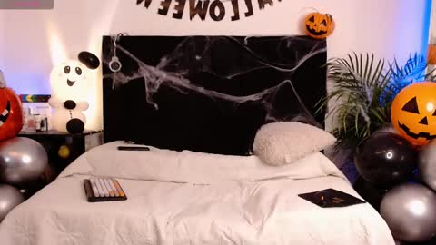 Jaiden online show from 10.31.25