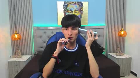 Snapshot of jake_evanss_ chatting on 09.13.25 JAKE online show from 09.13.25