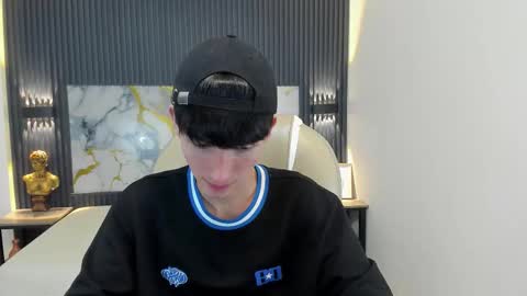 Snapshot of jake_evanss_ chatting on 10.11.25 JAKE online show from 10.11.25