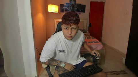 Snapshot of jake_pons chatting on 12.28.24 Jake Pons online show from 12.28.24