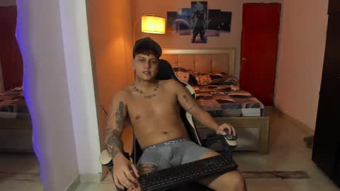 Snapshot of jake_pons chatting on 02.09.25 Jake Pons online show from 02.09.25