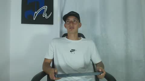 Hi guys im new 3 online show from 02.28.25