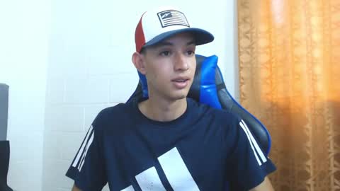 Hi guys im new 3 online show from 03.10.25