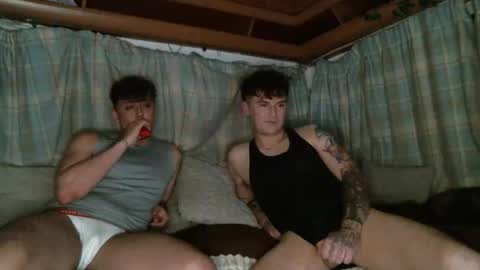 Snapshot of jakeandleoxxx chatting on 03.14.26 JakeandLeo online show from 03.14.26