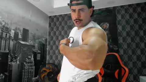 Snapshot of jakeskye chatting on 03.04.25 JakeSkye online show from 03.04.25