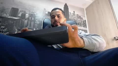 Snapshot of jakeskye chatting on 09.27.25 JakeSkye online show from 09.27.25