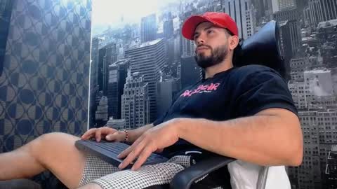 Snapshot of jakeskye chatting on 10.04.25 JakeSkye online show from 10.04.25