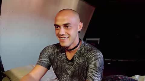 Snapshot of jakobfaqk91 chatting on 09.11.25 GiakyFaqk online show from 09.11.25