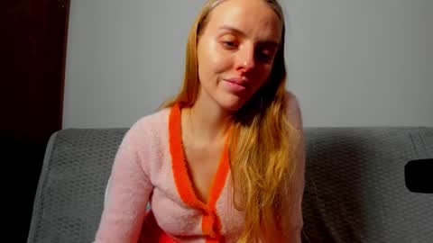 Snapshot of jam_cream chatting on 02.20.26 Sofia online show from 02.20.26