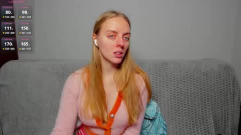 Snapshot of jam_cream chatting on 02.25.26 Sofia online show from 02.25.26