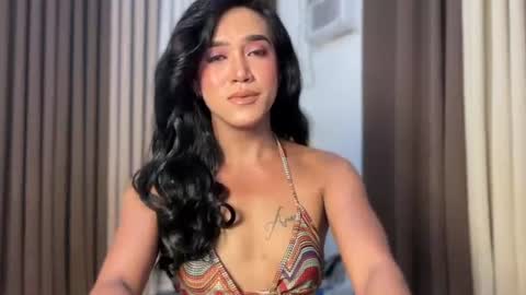 Snapshot of jamaica_pleasure chatting on 07.23.26 TINA online show from 07.23.26