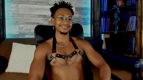   online show from 04.10.26