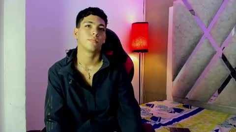 Snapshot of james_hill7 chatting on 11.12.25 James Hill online show from 11.12.25