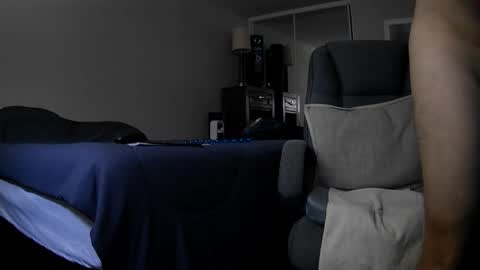 Snapshot of jamesbondage_0069 chatting on 01.04.25 James Bondage online show from 01.04.25