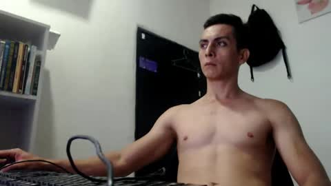 jamesbrom2000 online show from 11.19.25