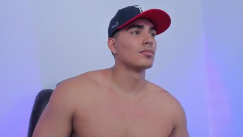 Snapshot of jamesgraay chatting on 02.20.25 James Gray online show from 02.20.25