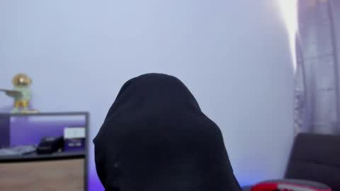 Snapshot of jamesgraay chatting on 09.17.25 James Gray online show from 09.17.25