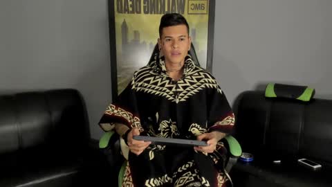 Snapshot of jamesinked_ chatting on 01.03.25 Jamesinked  online show from 01.03.25