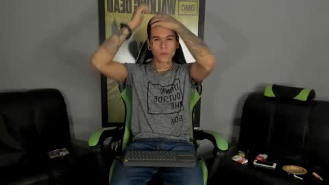 Snapshot of jamesinked_ chatting on 02.03.25 Jamesinked  online show from 02.03.25