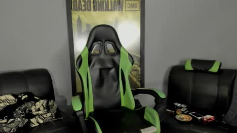 Snapshot of jamesinked_ chatting on 02.24.25 Jamesinked  online show from 02.24.25