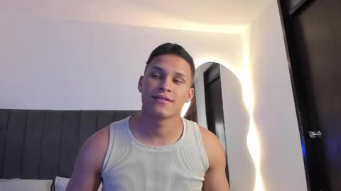 Snapshot of jamesowenn chatting on 04.14.26 James Owenn online show from 04.14.26