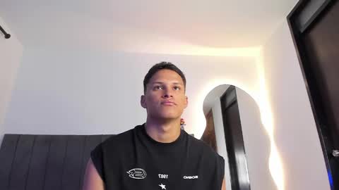 Snapshot of jamesowenn chatting on 05.09.26 James Owenn online show from 05.09.26