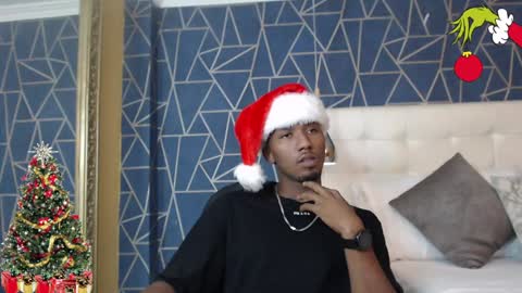 Snapshot of jamesparck chatting on 12.24.24 James online show from 12.24.24