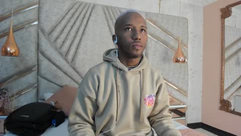 Snapshot of jamesparck chatting on 02.08.25 James online show from 02.08.25