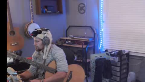 Snapshot of jameswebbscope chatting on 05.15.26 Jameswebbscope online show from 05.15.26