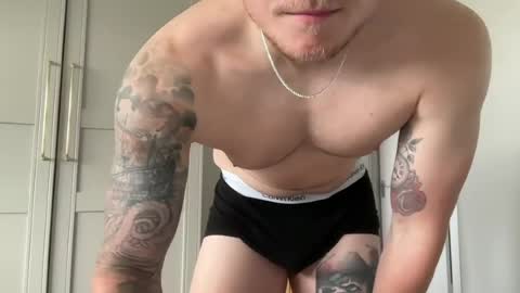 jameswood9768 online show from 06.12.26