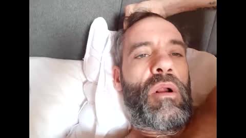 Snapshot of jamie198307 chatting on 11.02.25 jamie198307 online show from 11.02.25