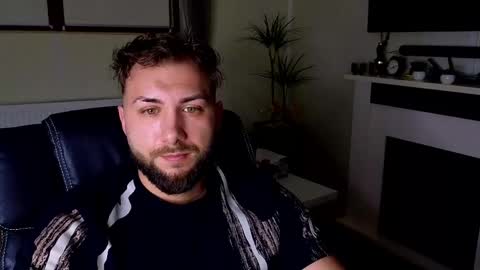 Snapshot of jamienoxus chatting on 04.28.26 Robbie online show from 04.28.26