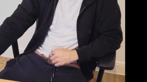 Snapshot of jammyedge chatting on 02.07.25 Jammy online show from 02.07.25