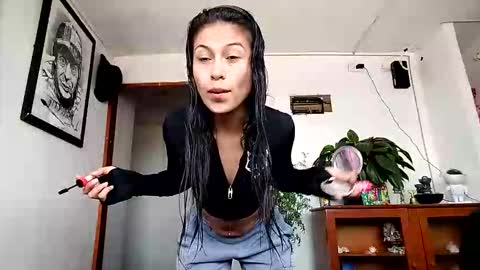 Snapshot of janariivera1 chatting on 11.12.25 janariivera1 online show from 11.12.25