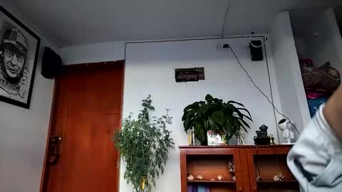 Snapshot of janariivera1 chatting on 11.26.25 janariivera1 online show from 11.26.25