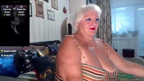 JaneBeech online show from 10.07.25