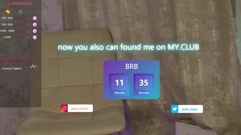 Snapshot of jane_meys chatting on 01.08.25 your kitty JANE roawww online show from 01.08.25