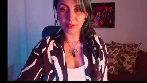 Snapshot of jane_monroee chatting on 09.27.25 Lany online show from 09.27.25