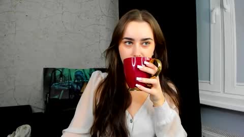 Snapshot of jane_queenx chatting on 01.10.25 Jane online show from 01.10.25