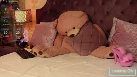 JaneDevine online show from 02.13.25