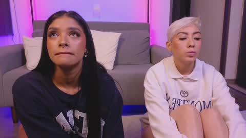 Snapshot of janehart_ chatting on 12.04.24 Jane online show from 12.04.24