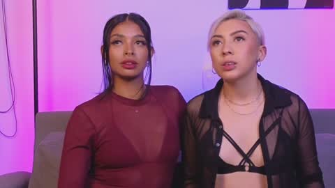 Snapshot of janehart_ chatting on 12.15.24 Jane online show from 12.15.24