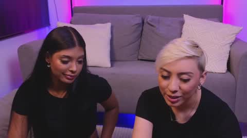 Snapshot of janehart_ chatting on 12.23.24 Jane online show from 12.23.24