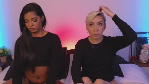 Snapshot of janehart_ chatting on 01.16.25 Jane online show from 01.16.25