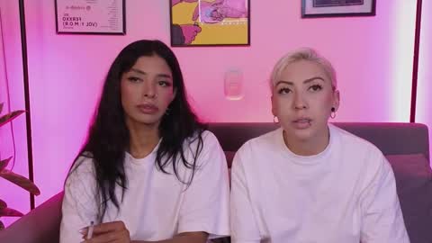 Snapshot of janehart_ chatting on 09.19.25 Jane online show from 09.19.25