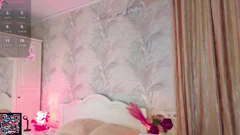 Snapshot of janepuff chatting on 09.11.25 janepuff online show from 09.11.25