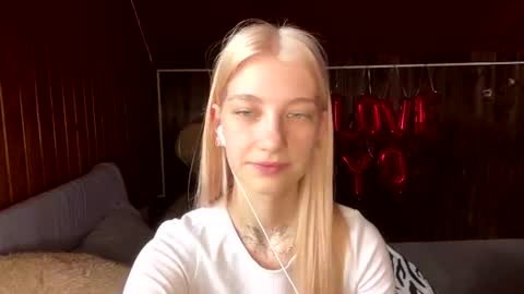 Snapshot of janicesivertsen chatting on 07.02.26 Elsa online show from 07.02.26