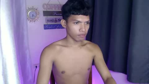 janlloyd04 online show from 11.20.25